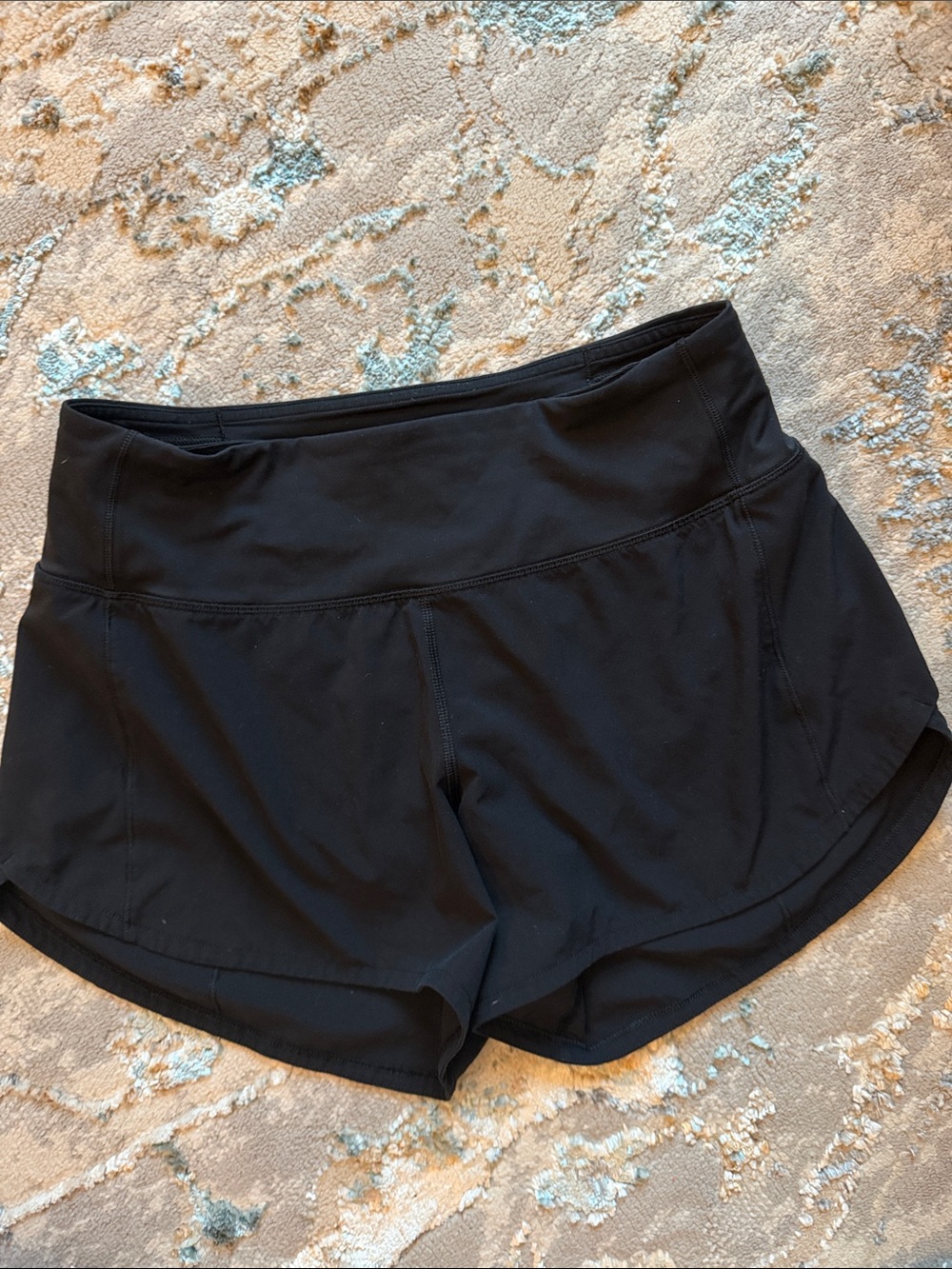 Lululemon speed up HR 4” short